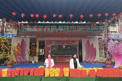 TRƯỜNG TIỂU HỌC ĐỨC HIỆP TỔ CHỨC TRAO QUÀ TẾT CHO HỌC SINH CÓ HOÀN CẢNH KHÓ KHĂN